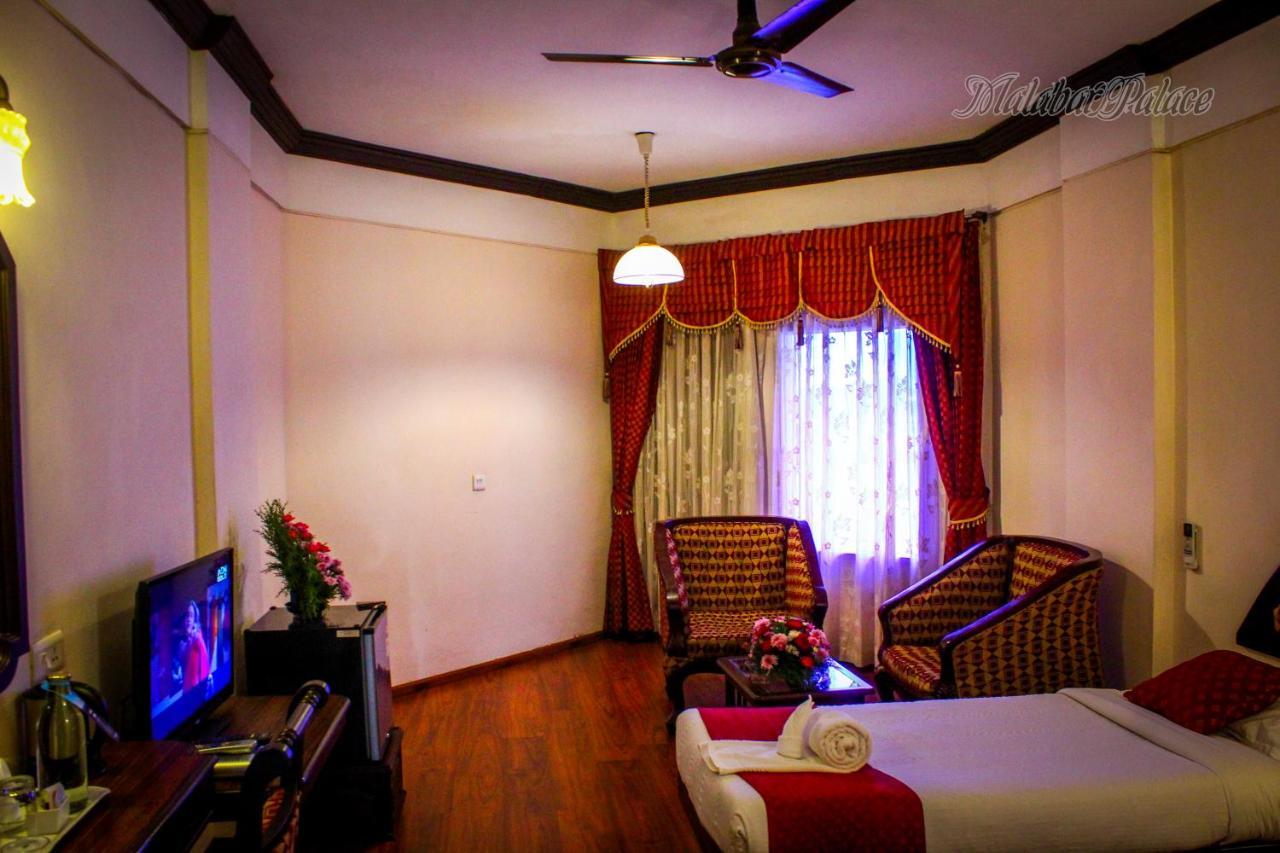 Manuelsons Malabar Palace Kozhikode Zewnętrze zdjęcie